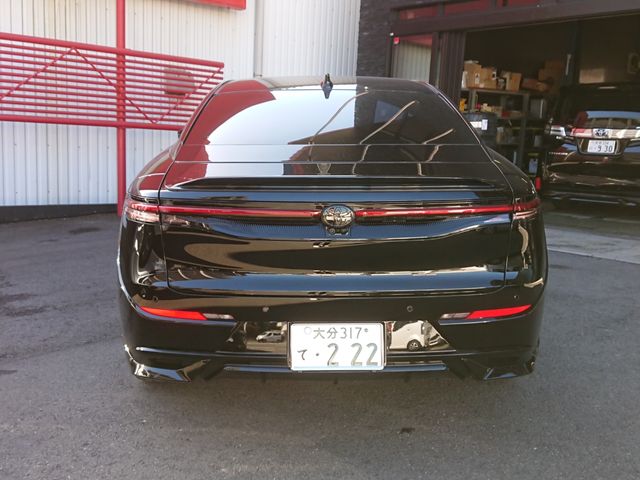 Toyota CROWN 2023-03 193810-20
