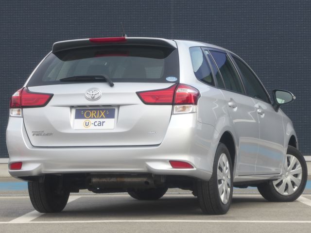 Toyota COROLLA FIELDER 2017-10 195482-2