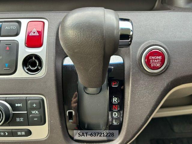 Honda N-ONE 2015-03 279619-19