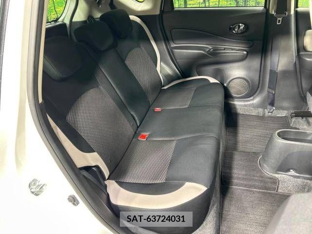 Nissan NOTE 2018-02 381364-9