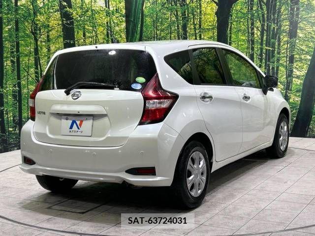 Nissan NOTE 2018-02 381364-17