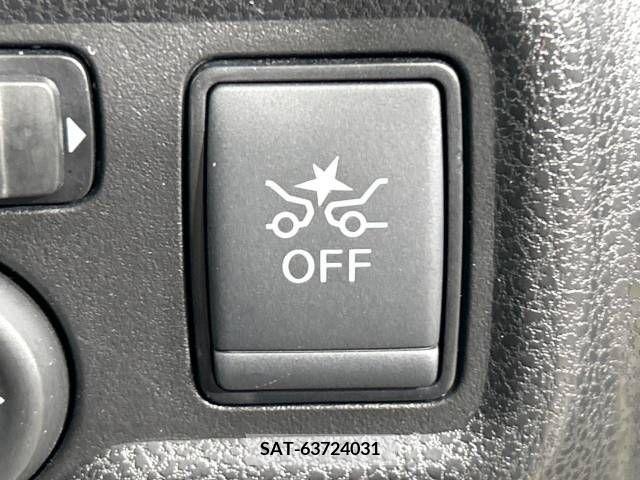 Nissan NOTE 2018-02 381364-3