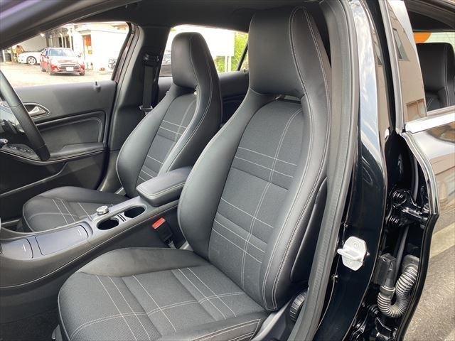 Mercedes Benz GLA-CLASS 2014-12 21837-19
