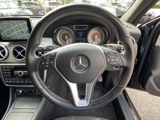 Mercedes Benz GLA-CLASS 2014-12 21837-22