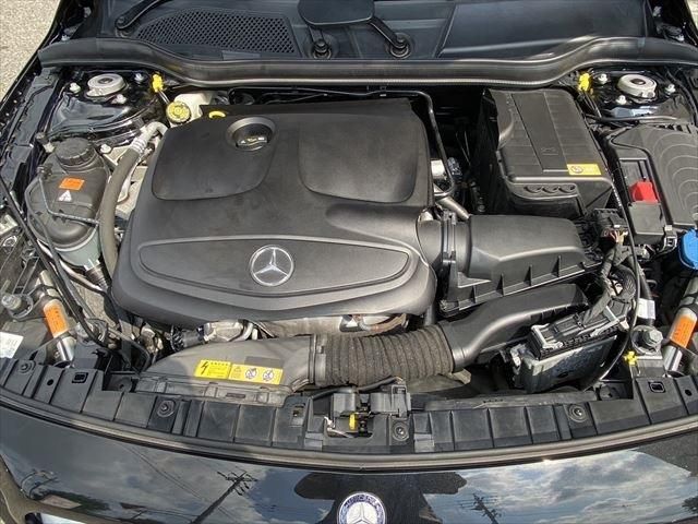 Mercedes Benz GLA-CLASS 2014-12 21837-29