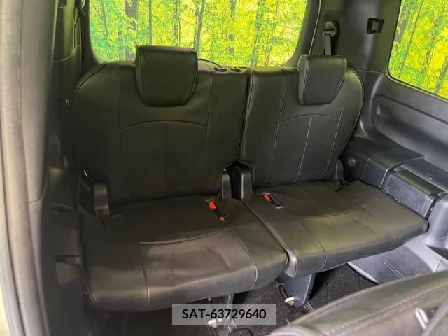 Toyota VOXY 2018-03 370367-9