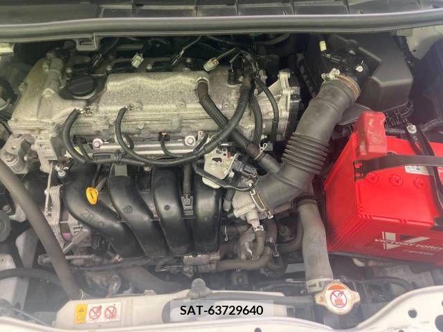 Toyota VOXY 2018-03 370367-19