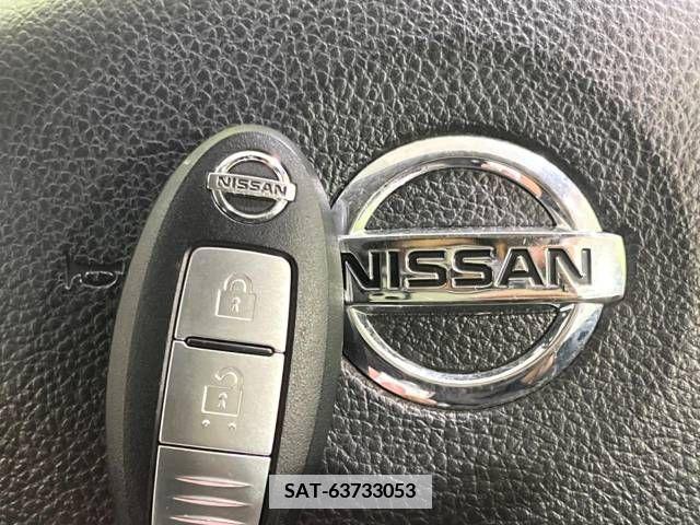 Nissan TIIDA 2009-05 382125-4