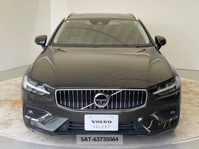 Volvo V60 2019-01 320649-16
