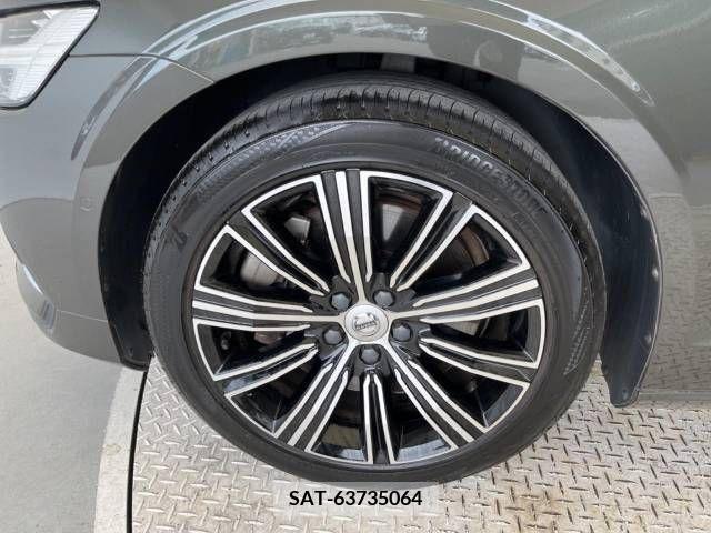 Volvo V60 2019-01 320649-15