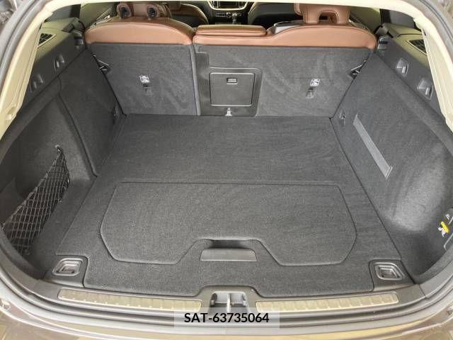 Volvo V60 2019-01 320649-13