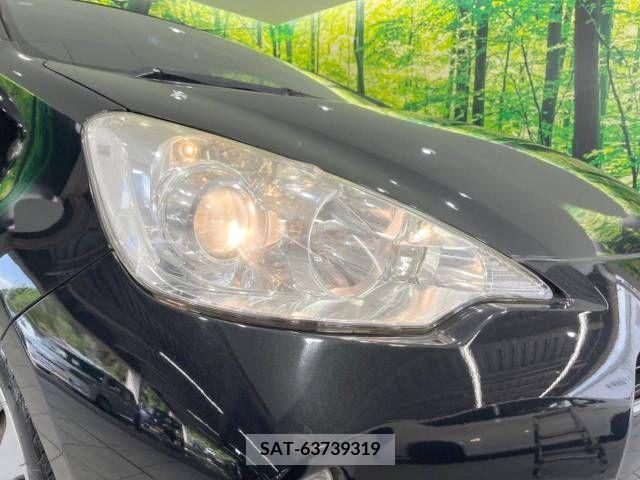 Toyota AQUA 2012-09 384449-12