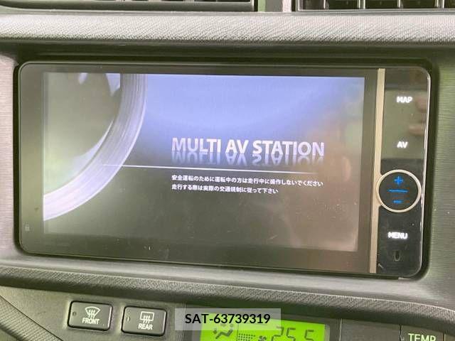 Toyota AQUA 2012-09 384449-2