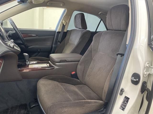 Toyota CROWN SEDAN 2013-03 190684-21