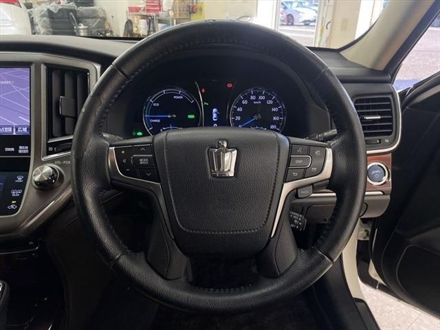 Toyota CROWN SEDAN 2013-03 190684-24