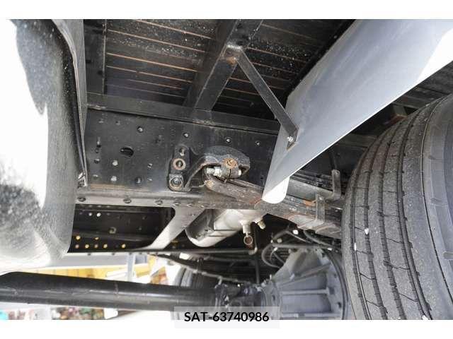 Isuzu FORWARD 2022-04 211711-11