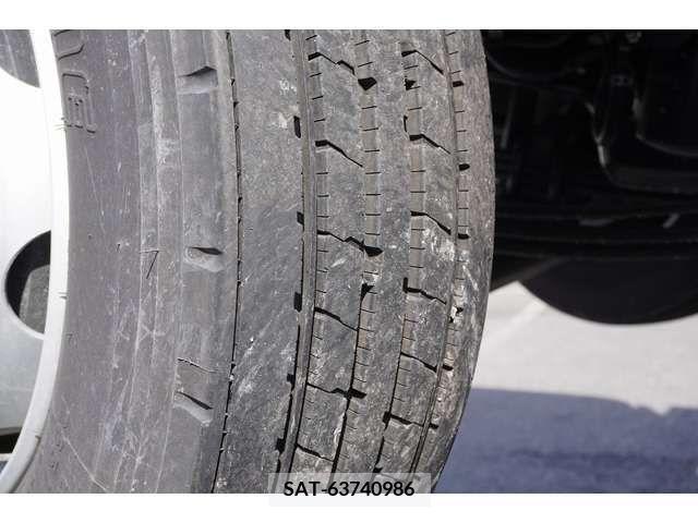 Isuzu FORWARD 2022-04 211711-9