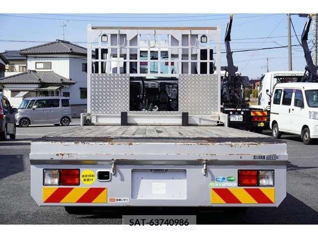 Isuzu FORWARD 2022-04 211711-3