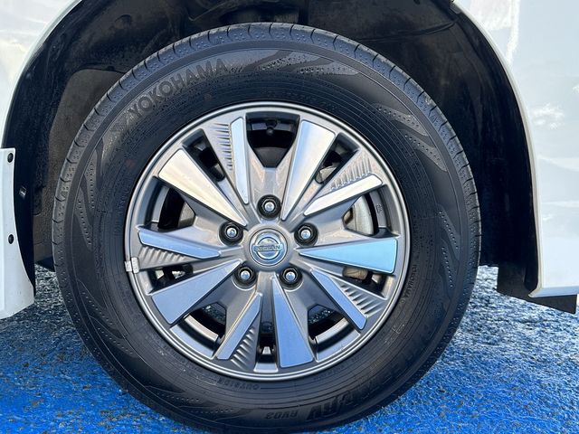Nissan SERENA 2018-09 188368-6