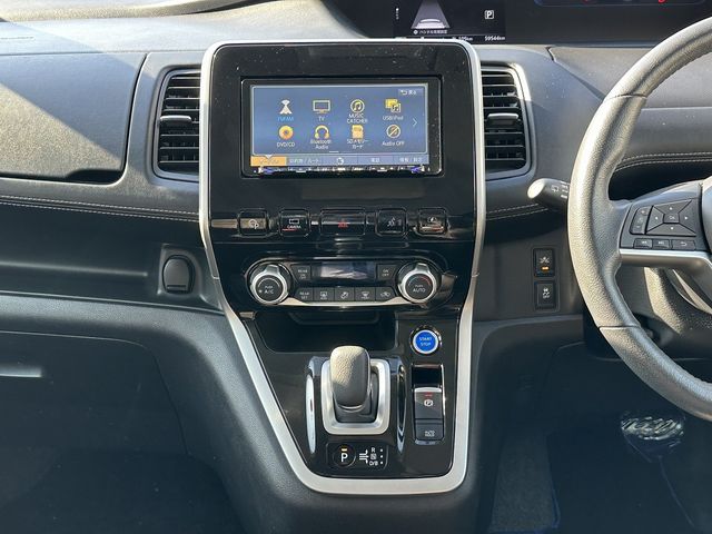 Nissan SERENA 2018-09 188368-10