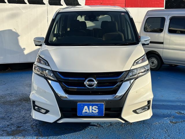 Nissan SERENA 2018-09 188368-1