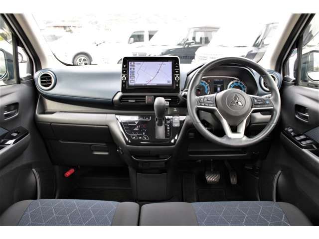 Mitsubishi EK X 2019-05 18275-3