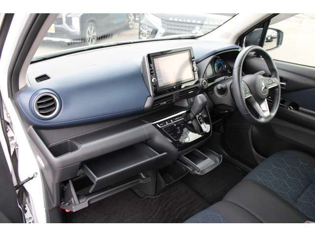 Mitsubishi EK X 2019-05 18275-4