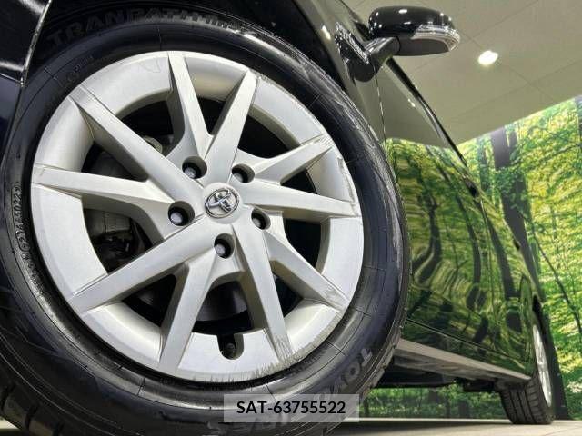 Toyota PRIUS ALPHA 2011-11 322222-13
