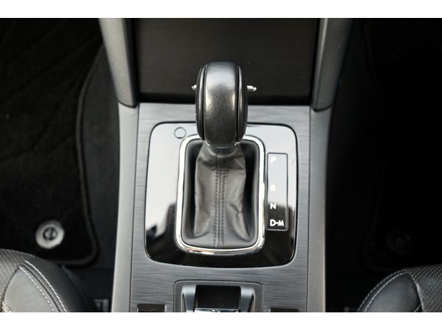 Subaru LEGACY B4 2015-03 18611-20