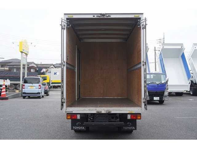Toyota TOYOACE 2018-02 7187-15