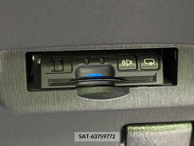 Toyota PRIUS 2014-12 322159-5