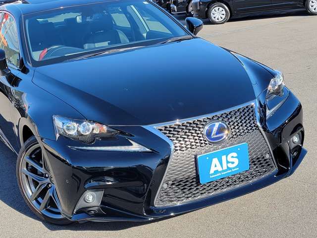 Lexus IS 2014-03 195828-2