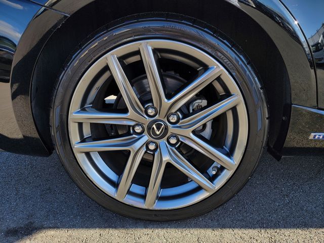 Lexus IS 2014-03 195828-7