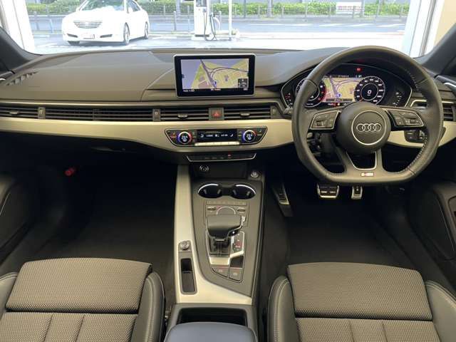 Audi A4 2019-05 183085-7