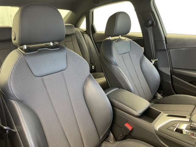 Audi A4 2019-05 183085-13
