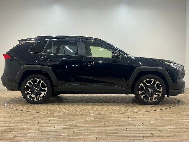 Toyota RAV4 2021-01 181993-14