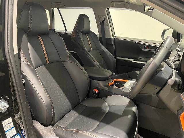 Toyota RAV4 2021-01 181993-4
