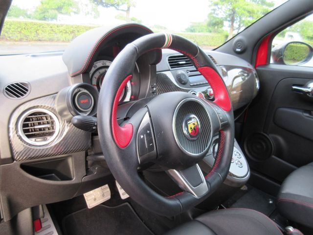 Abarth 695 2011-07 3525-1