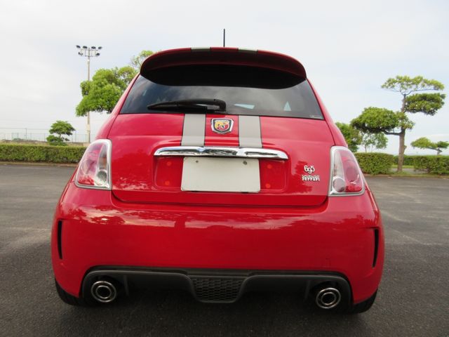 Abarth 695 2011-07 3525-12