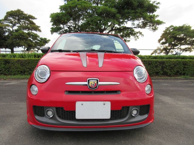 Abarth 695 2011-07 3525-3