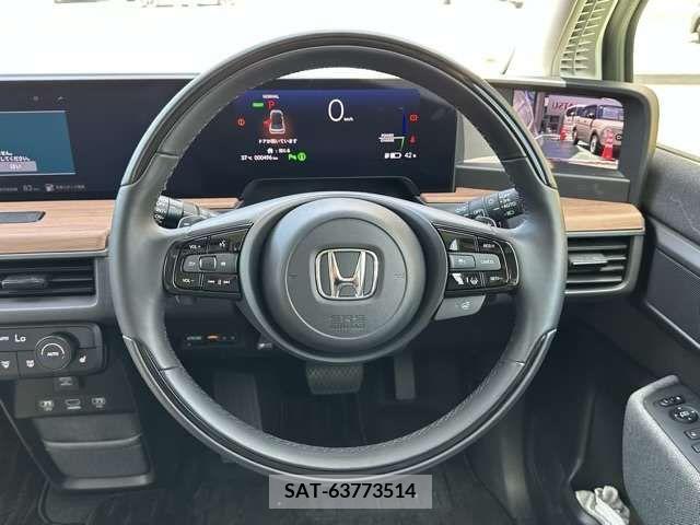 Honda e 2021-11 361432-7