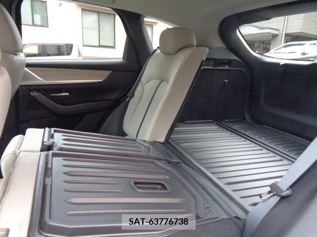 Mazda CX-60 2023-06 342504-26
