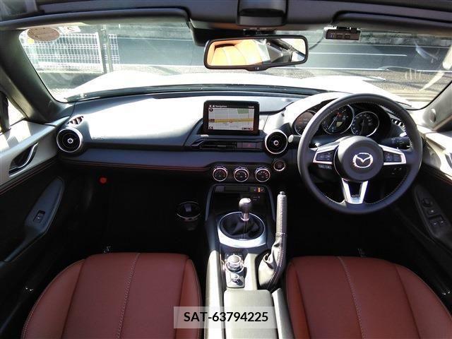 Mazda ROADSTER 2023-02 221747-1