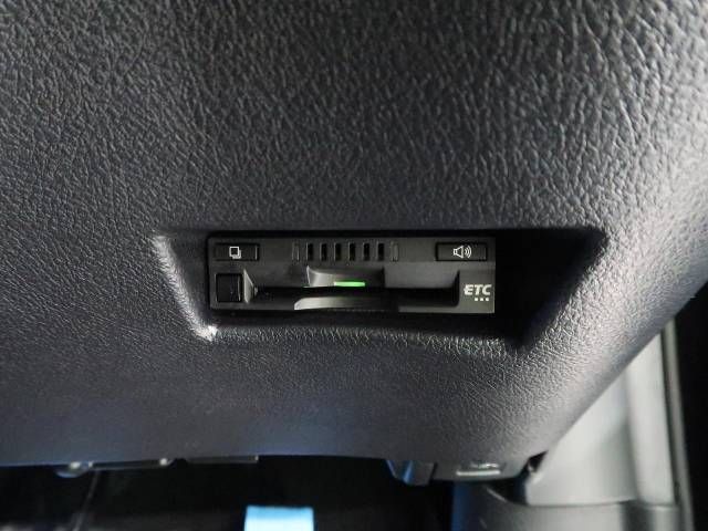 Toyota SIENTA 2017-07 184001-5