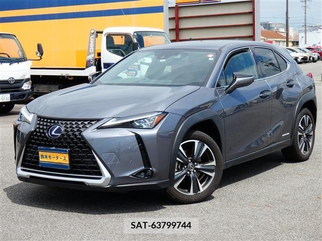 Lexus UX 2021-06 354377-0