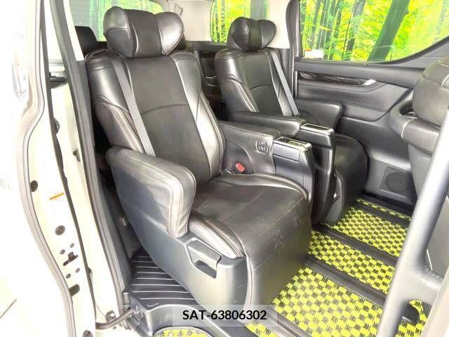 Toyota VELLFIRE 2017-03 383263-9
