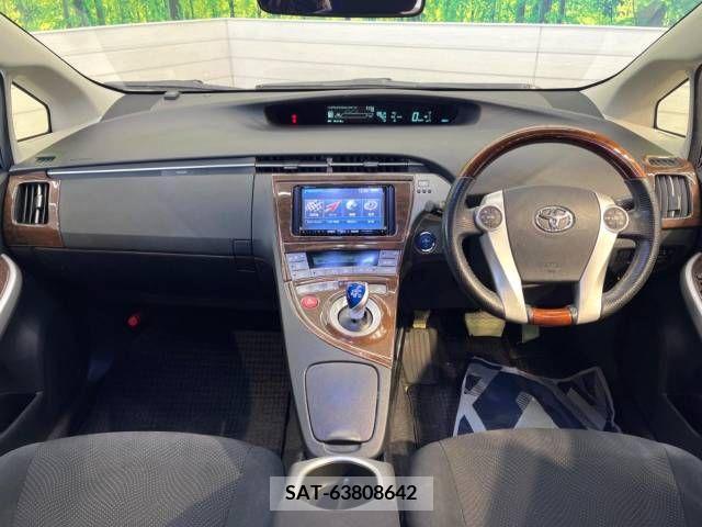 Toyota PRIUS 2013-07 255339-1