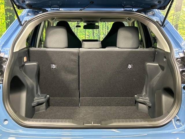 Toyota YARIS CROSS 2023-03 188551-10