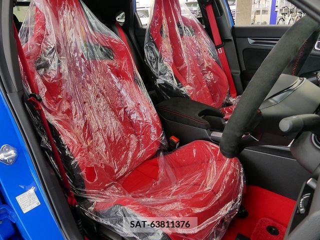 Honda CIVIC 2024-06 333447-15