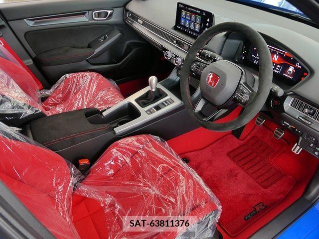 Honda CIVIC 2024-06 333447-14